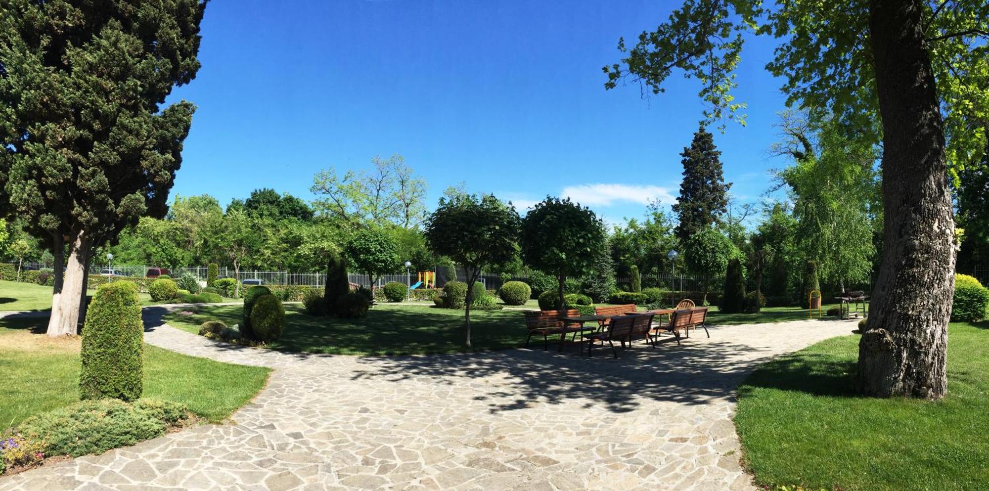 Varna Garden View Apartment מראה חיצוני תמונה