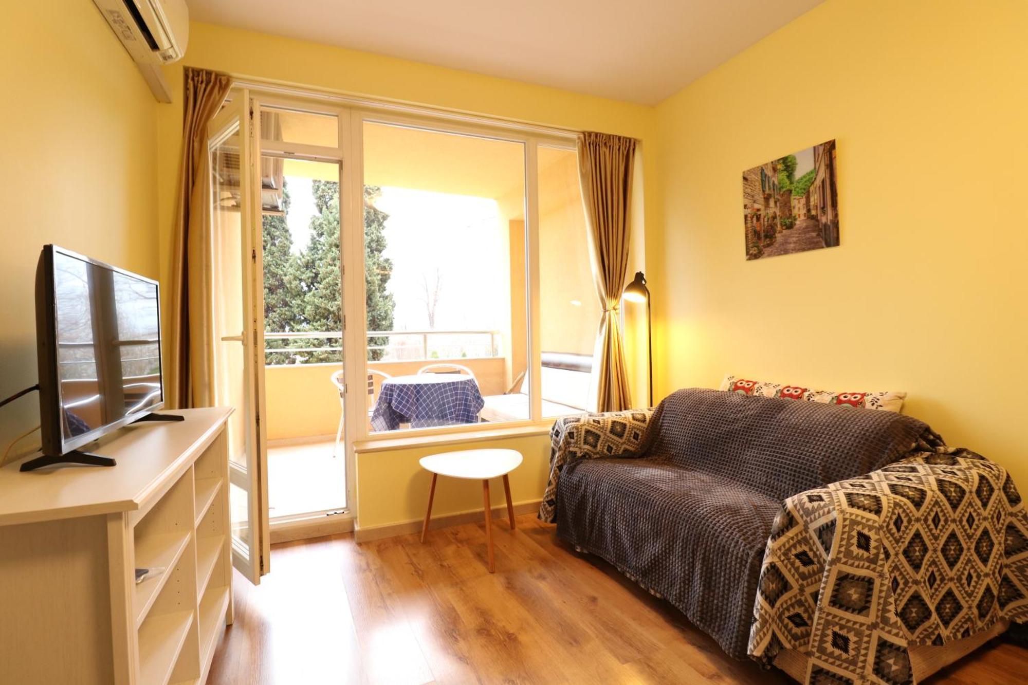 Varna Garden View Apartment מראה חיצוני תמונה